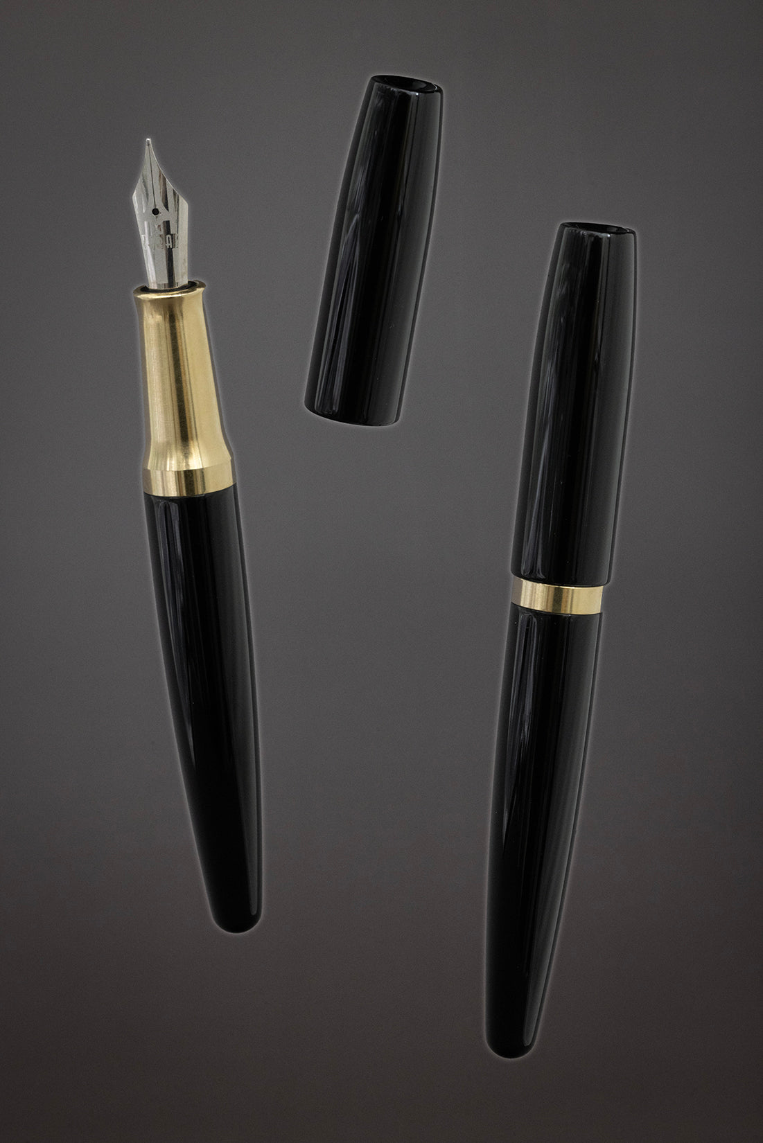 Black Acrylic Vertex Fountain Pen